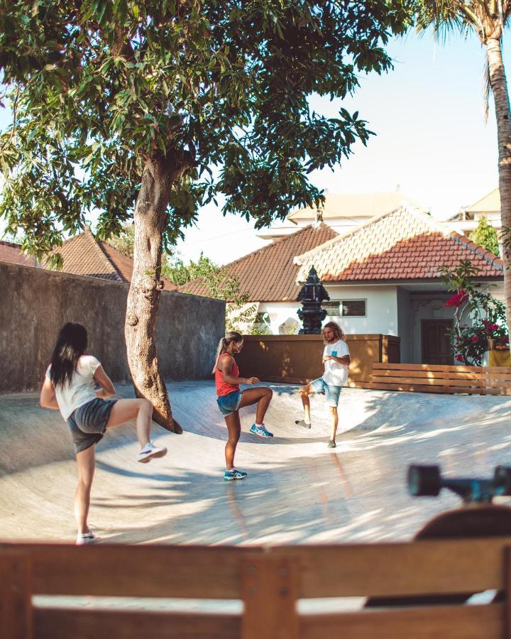 Endless Summer Surf Camp Kuta 꾸따 외부 사진