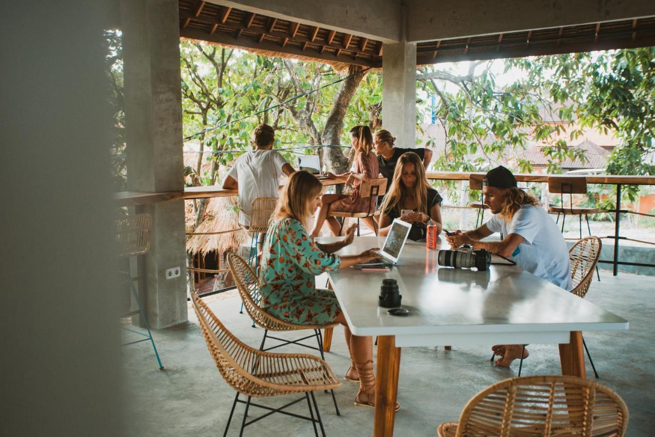 Endless Summer Surf Camp Kuta 꾸따 외부 사진
